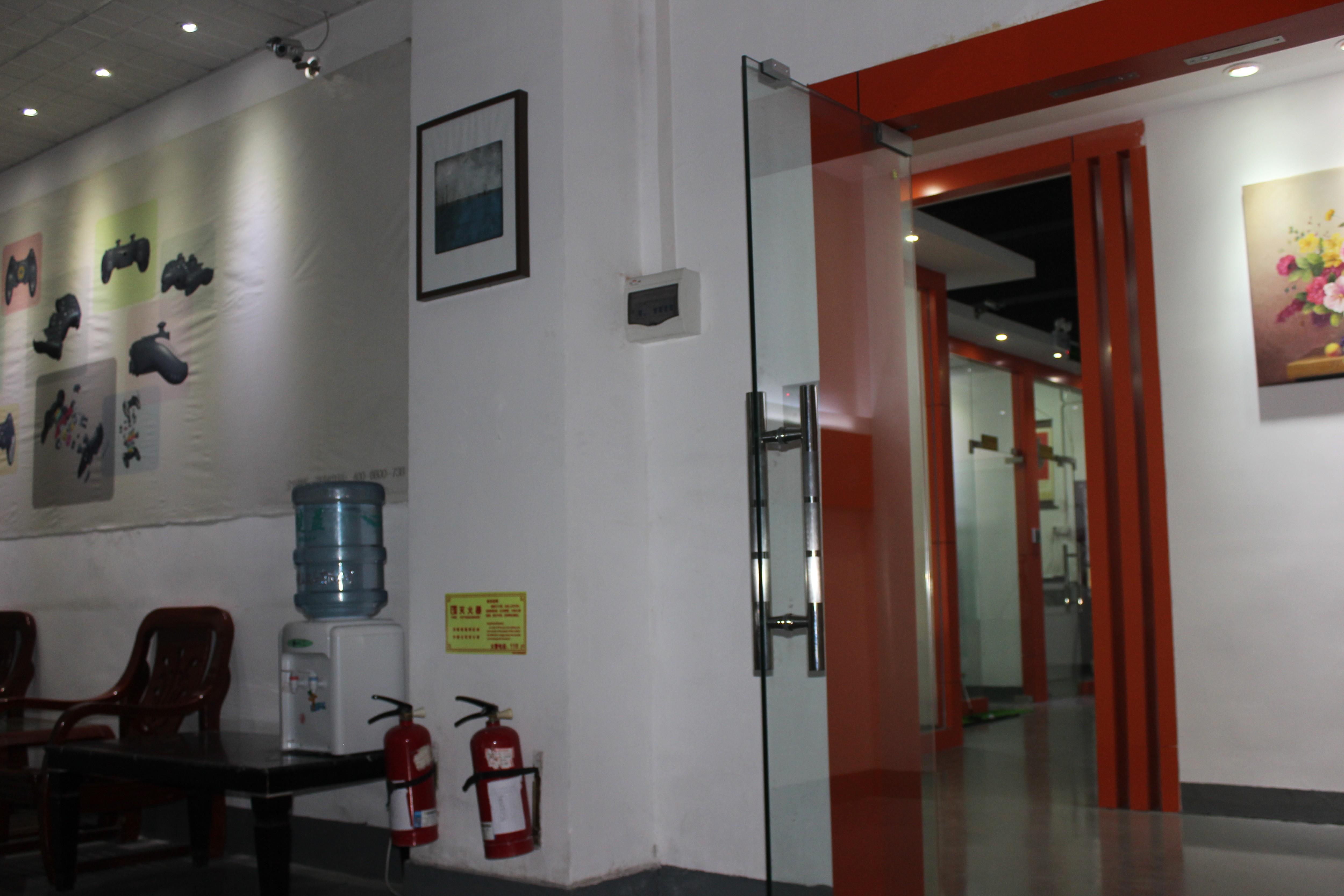 深圳塑胶模具厂,深圳市模具厂,深圳模具厂,深圳模具,深圳塑胶模具